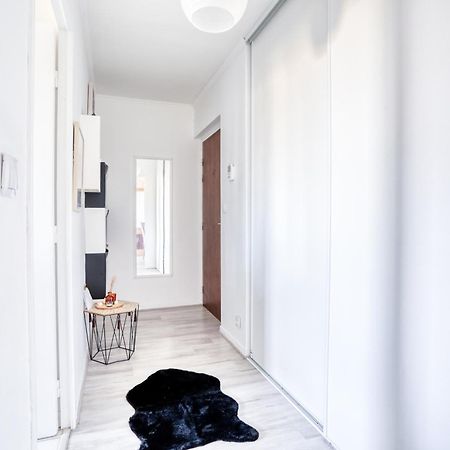 Le Warm Cocon - Spacieux T3 - 5 Personnes - Wifi Et Parking Роні-су-Буа Екстер'єр фото